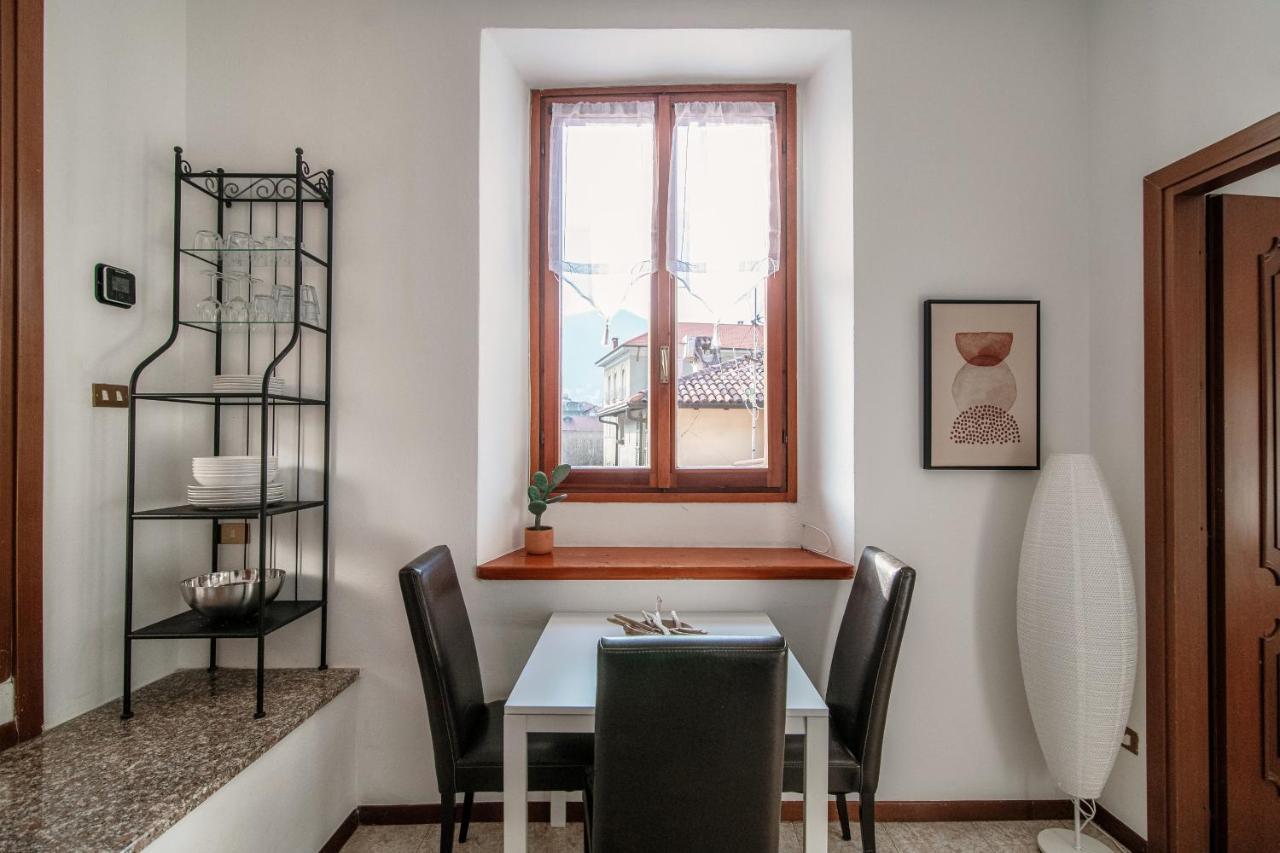 Apartment Piazza Roma By Quokka 360 - Historic Flat In The Centre Of 코모 외부 사진